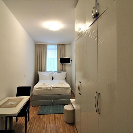 Small Studio Close To City Center Wiedeń Zewnętrze zdjęcie
