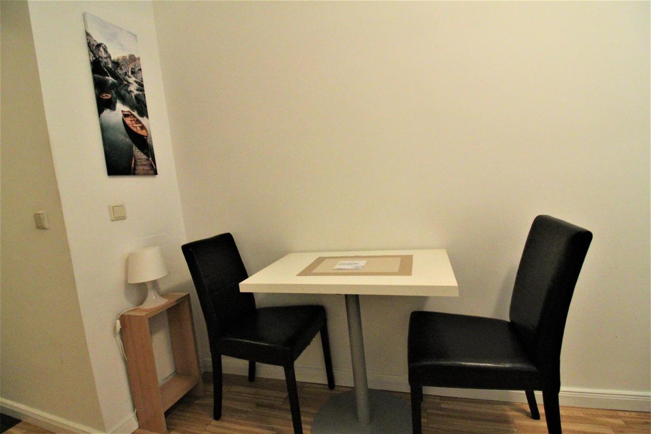 Small Studio Close To City Center Wiedeń Zewnętrze zdjęcie