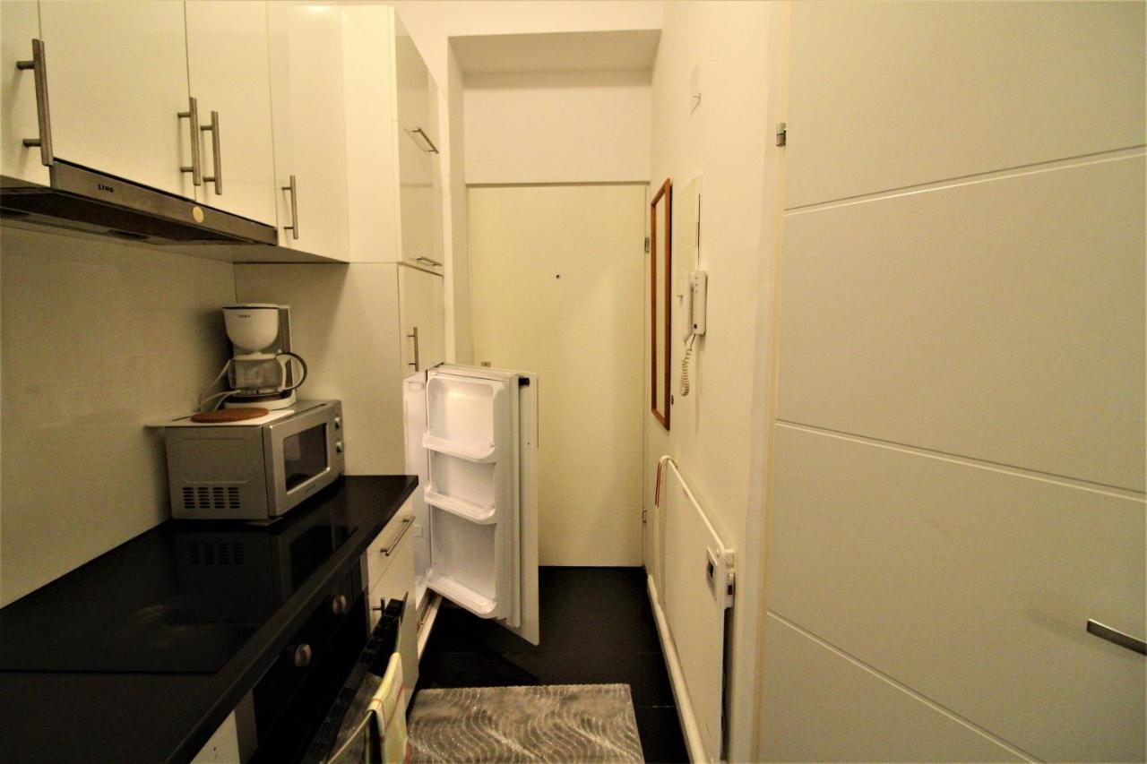 Small Studio Close To City Center Wiedeń Zewnętrze zdjęcie